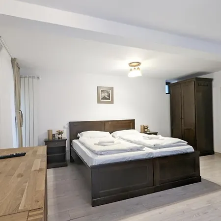 Complex Parc Pini 3*