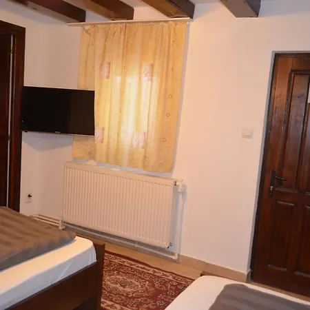 Complex Parc Pini Hotel 3*
